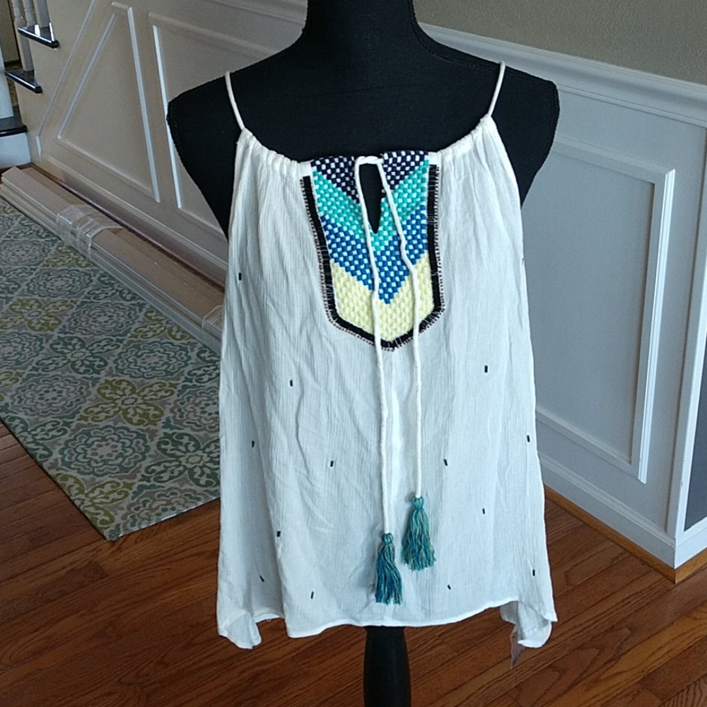 Lovestitch tank, medium, NWT